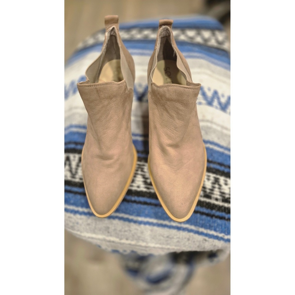 Taupe Suede Ankle Boots Pointed Toe Minimalist Chic Neutral Booties Size 8 - Picture 3 of 10